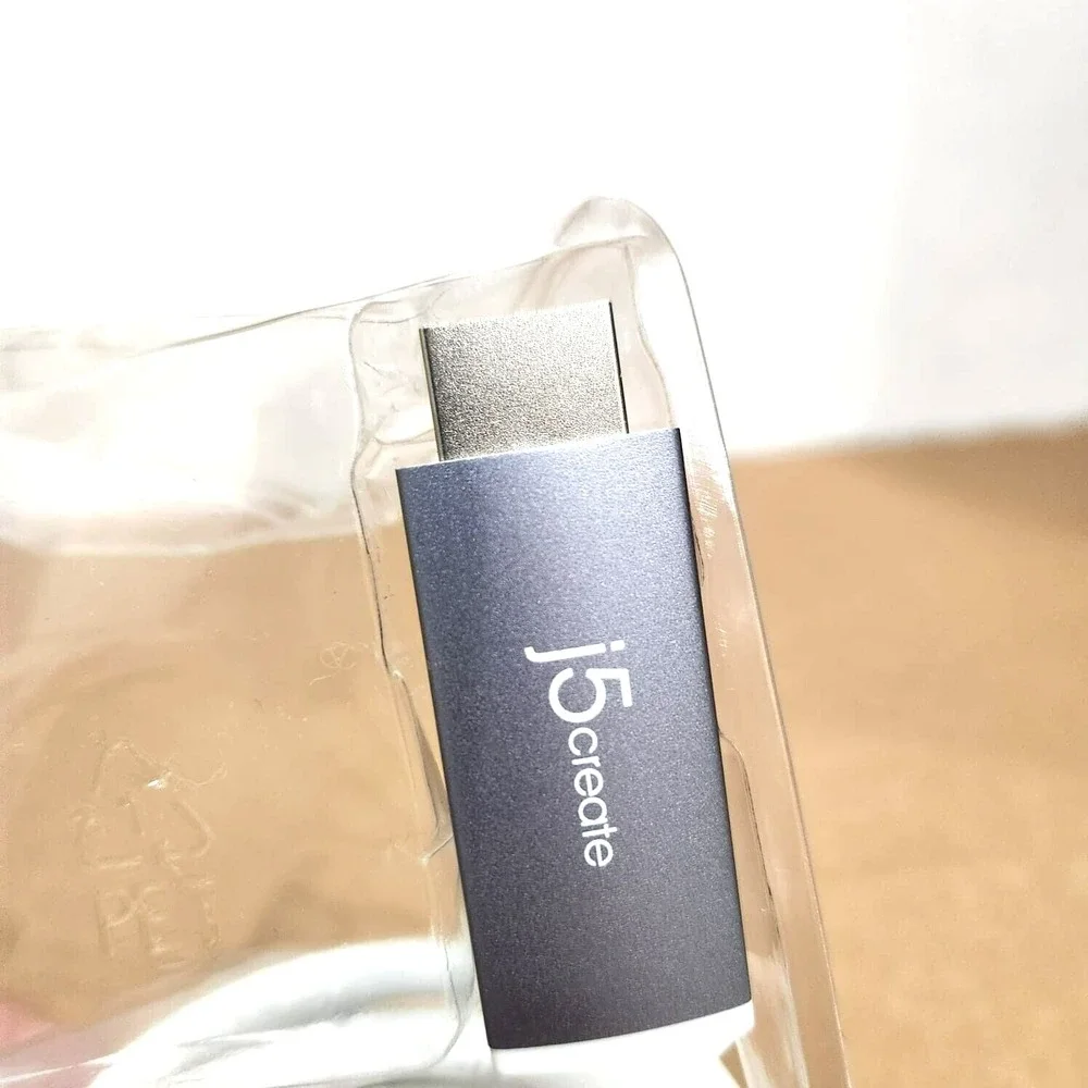 j5create USB-C to HDMI 4K Cable JCC153G‎ – 6ft 18Gbps Video Adapter 4K@60Hz